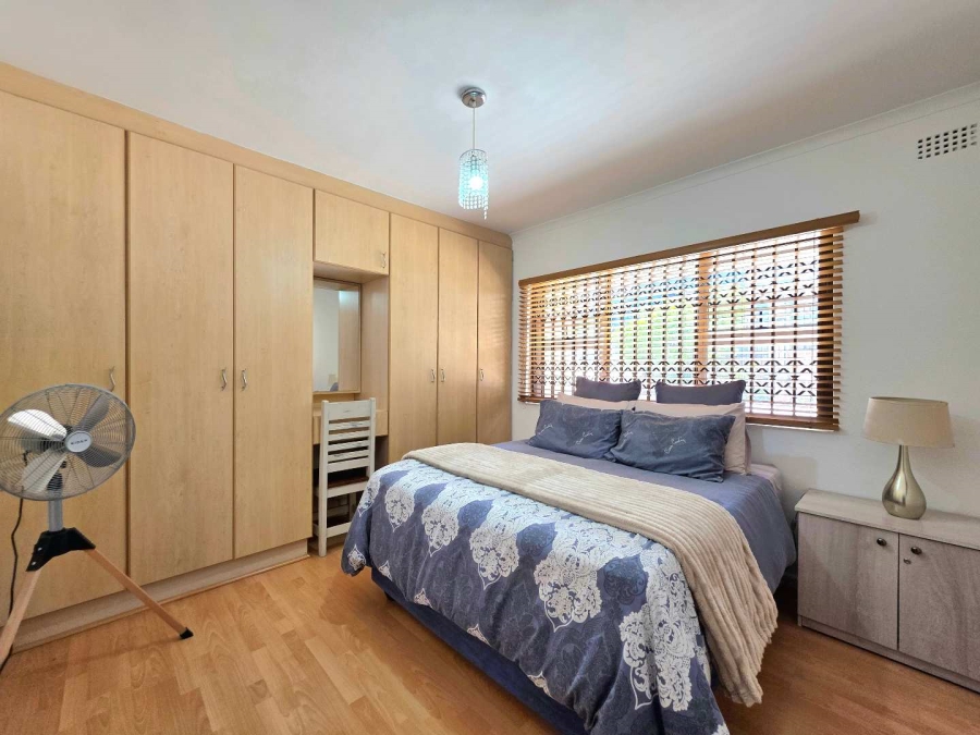 5 Bedroom Property for Sale in Plattekloof Western Cape